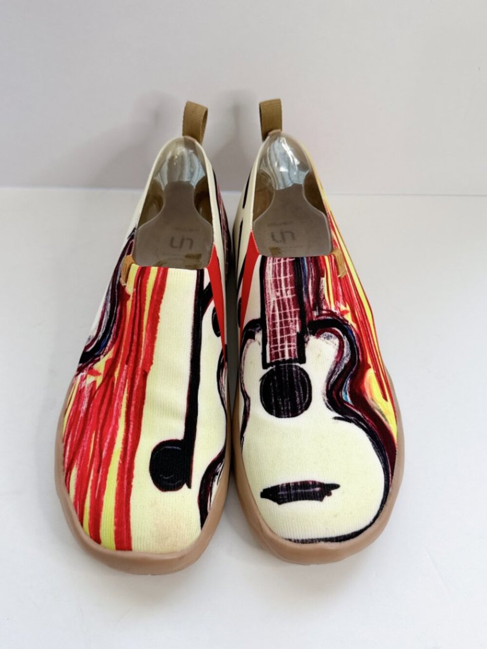 Men’s Size 8.5 UIN La Guitarra Art Travel Slip-On Shoes Guitar Music Knitted